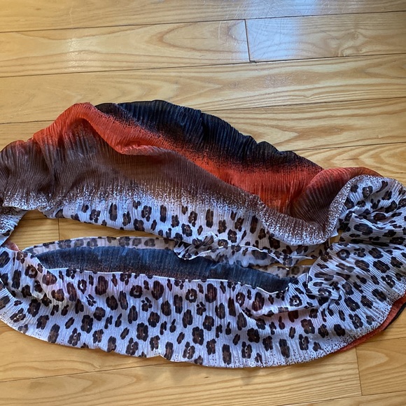 Brown and Orange Leopard Infinity Scarf Joan Rivers - Picture 7 of 8